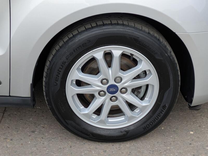 FORD TOURNEO CONNECT