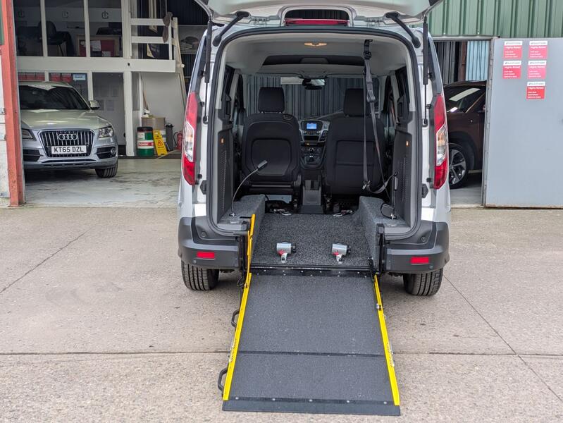 FORD TOURNEO CONNECT