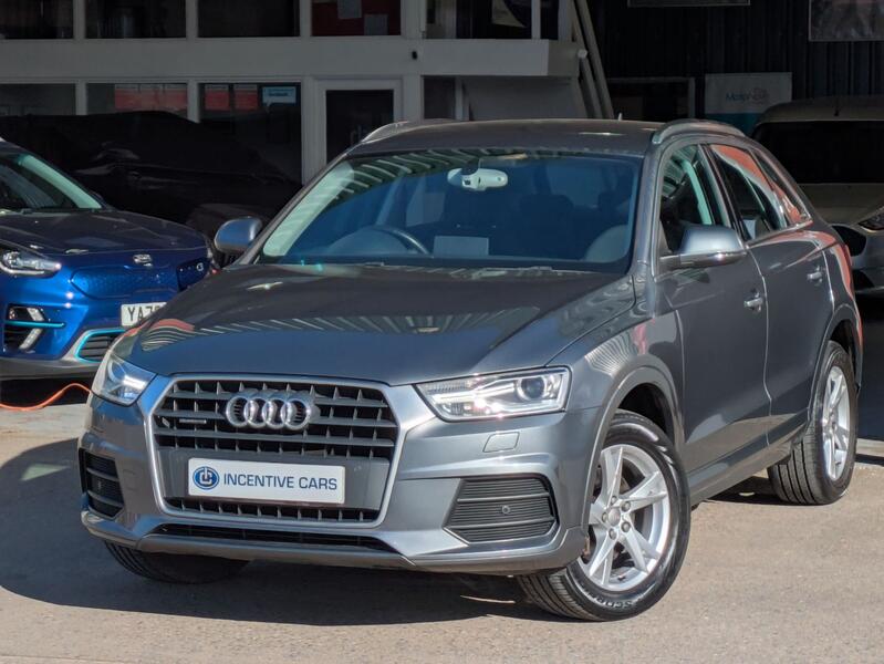 AUDI Q3