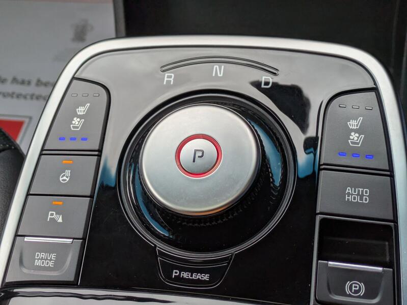 KIA NIRO