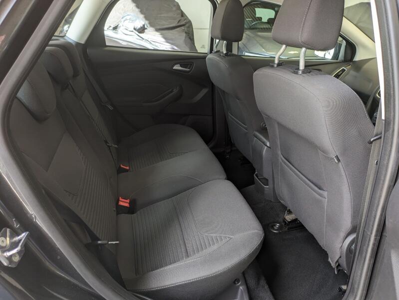 FORD FOCUS