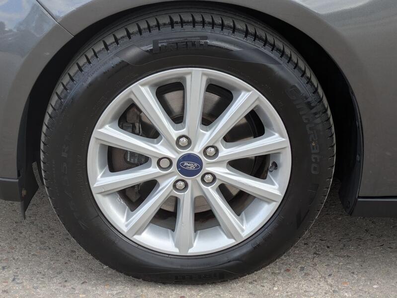 FORD FOCUS