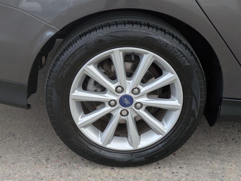 FORD FOCUS
