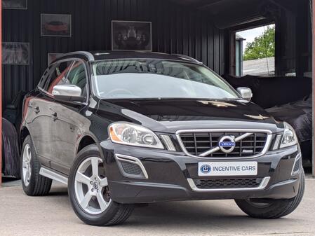 VOLVO XC60 2.0 D3 DRIVe R-Design 5 cylinder. 2 OWNERS. SAT NAV. DVD PLAYER. HEATED LEATHER. FSH & CAMBELT DONE.