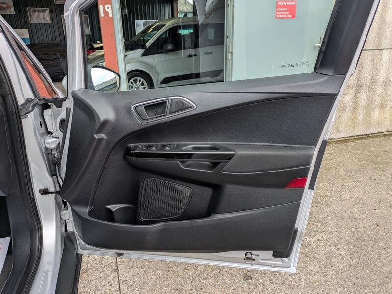 FORD B-MAX
