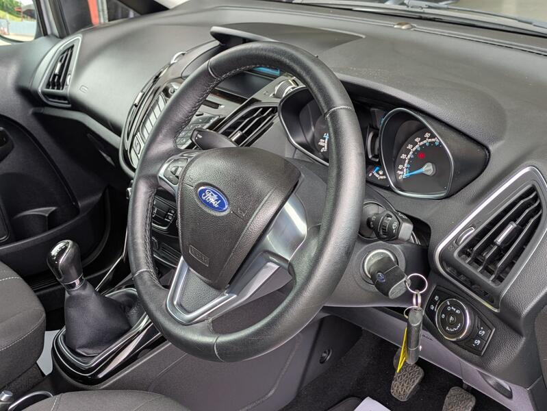 FORD B-MAX