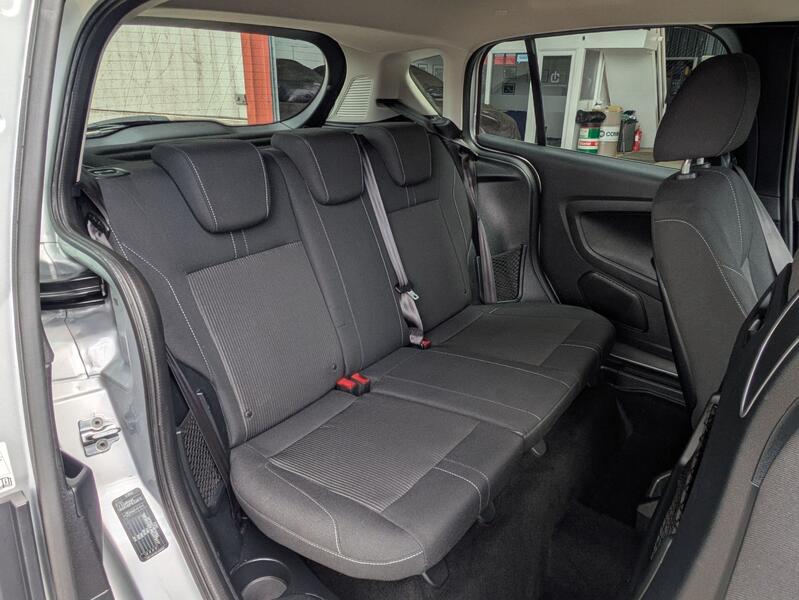 FORD B-MAX