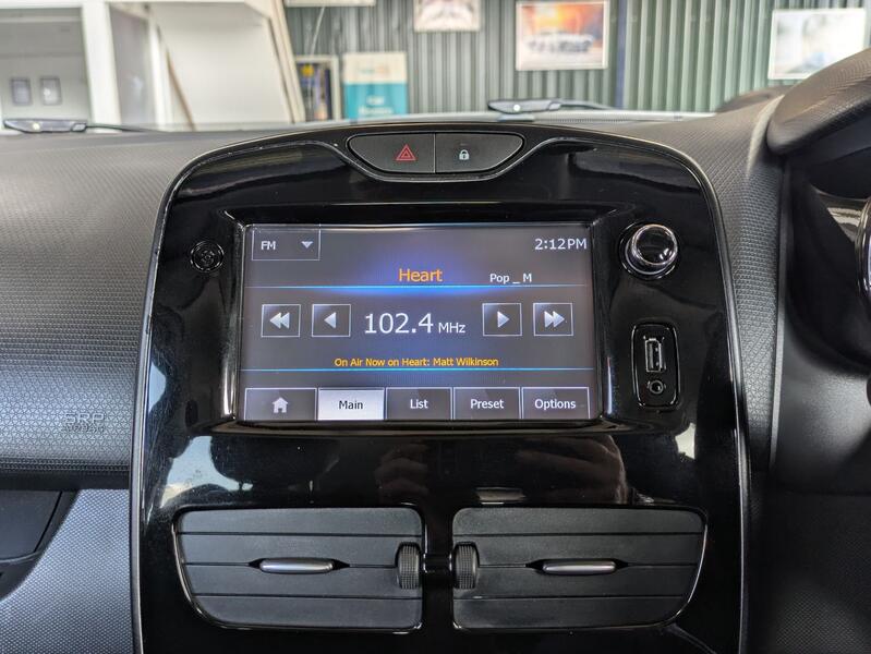 RENAULT CLIO
