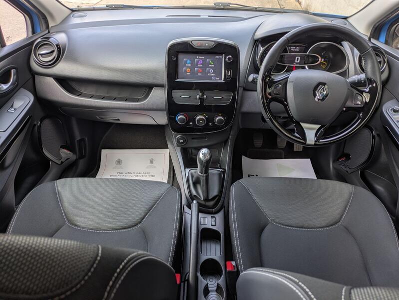 View RENAULT CLIO 1.2 Dynamique MediaNav 1.2 16V 75 5 door. SAT NAV. 9 SERVICES. LOW MILEAGE. 