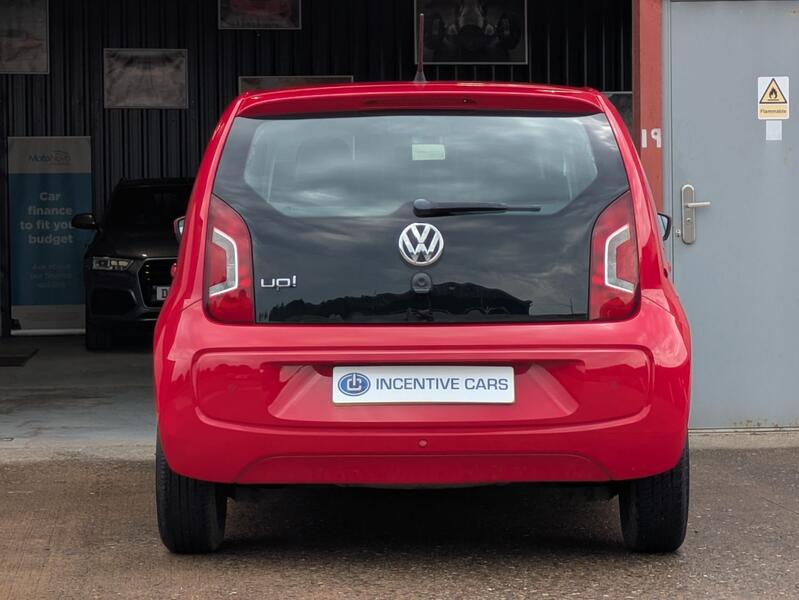 VOLKSWAGEN UP