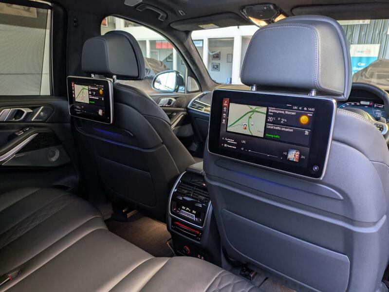 View BMW X7 xDrive40d M Sport 3.0d. £18k OF OPTIONS. REAR ENTERTAINMENT. BOWERS SOUND. PAN ROOF. LASER LIGHTS.