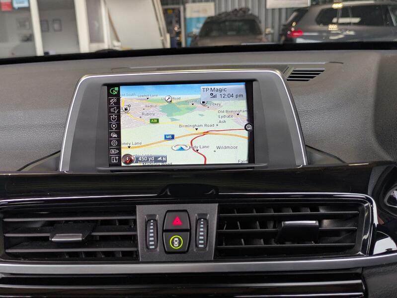 View BMW X1 xDrive20d xLine 4WD automatic. 2 OWNERS. SAT NAV. HEATED LEATHER. REAR CAMERA. HARMAN KARDON SOUND.