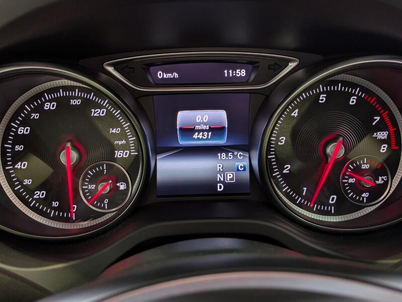 MERCEDES-BENZ GLA CLASS