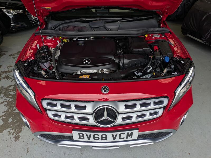 MERCEDES-BENZ GLA CLASS