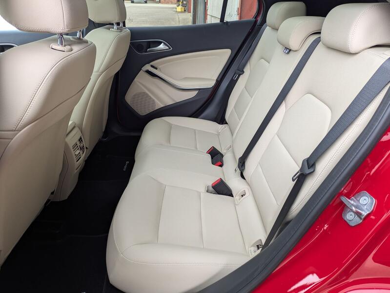 MERCEDES-BENZ GLA CLASS