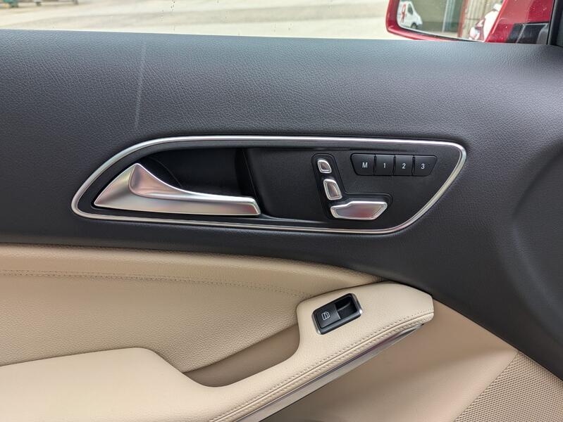 MERCEDES-BENZ GLA CLASS