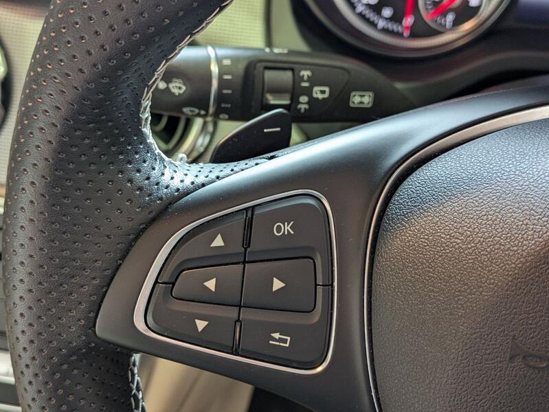 MERCEDES-BENZ GLA CLASS