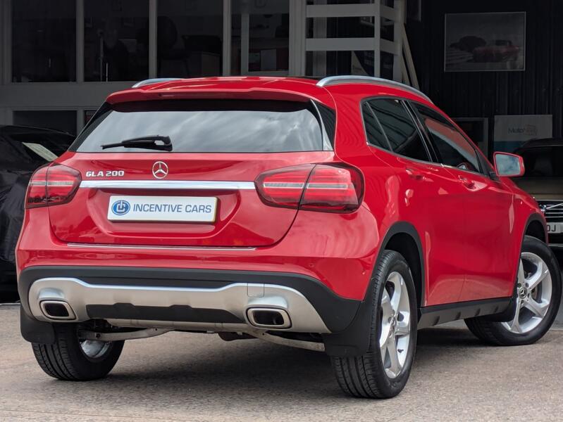 MERCEDES-BENZ GLA CLASS