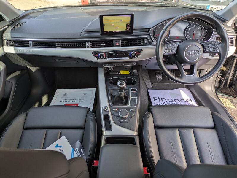 AUDI A4 AVANT