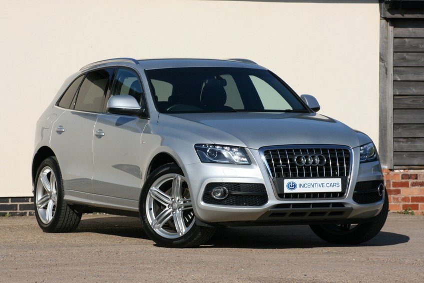 View AUDI Q5 2.0 TDI QUATTRO S LINE PLUS S-TRONIC * FULL SERVICE HISTORY * SAT NAV * HEATED LEATHER * B AND O *12