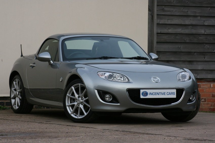 View MAZDA MX-5  2.0 SPORT TECHNOLOGY ROADSTER. 1 OWNER. LOW MILEAGE. SERVICE HISTORY. HEATED FULL LEATHER. BOSE 60