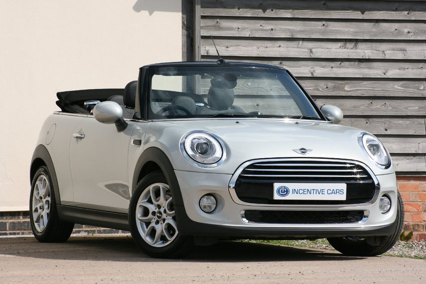 View MINI CABRIOLET COOPER 1.5 CHILI STEPTRONIC AUTO CAB. CHILI PACK. REVERSE CAMERA. 1 OWNER. FULL HISTORY. 16 REG