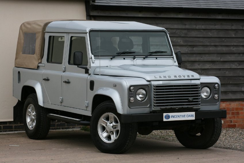 View LAND ROVER DEFENDER 110 XS 2.4 TDCi DOUBLE CAB. VAT QUALIFYING. 1 OWNER. SERVICE HISTORY. 11 REG