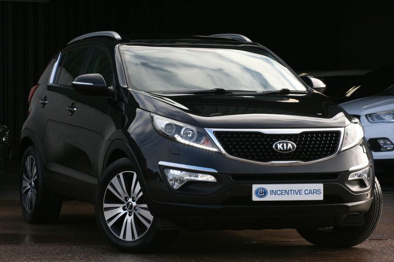 View KIA SPORTAGE 4 ISG 1.7CRDI MANUAL. 1 OWNER. KIA SERVICE HISTORY. HIGH SPECIFICATION. PAN ROOF. SAT NAV. LEATHER