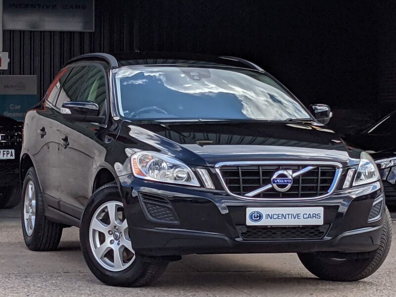 View VOLVO XC60 2.4 D5 215 SE PREMIUM DRIVe AWD MANUAL. FULL 11 STAMP VOLVO DEALER HISTORY. TIMING BELT DONE.