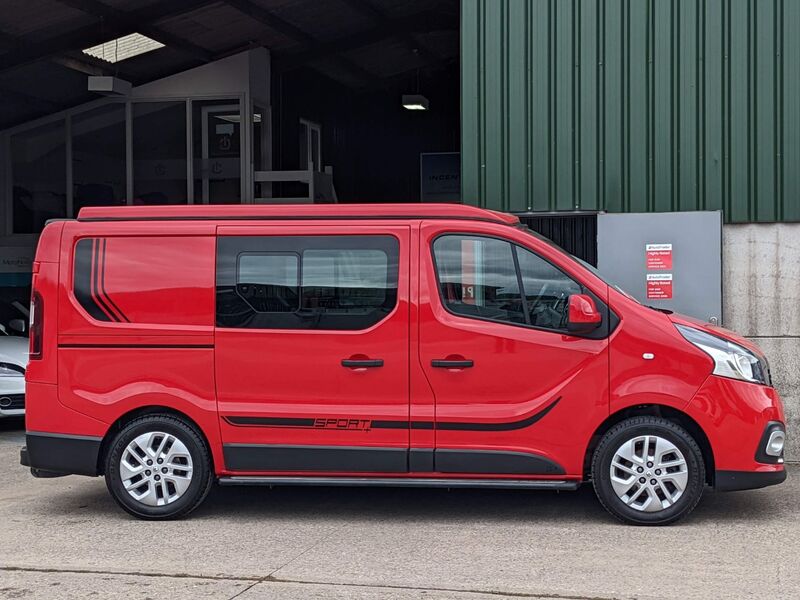 RENAULT TRAFIC