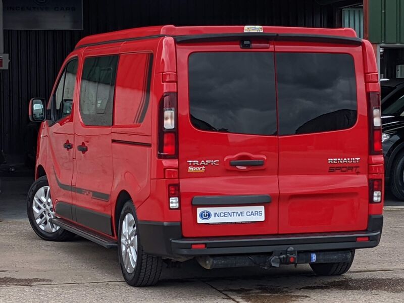 RENAULT TRAFIC