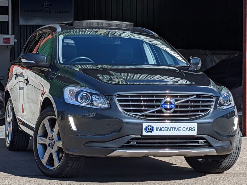 View VOLVO XC60 2.4 D5 SE LUX NAV 215 AWD AUTOMATIC. 2 OWNERS. 9 STAMP HISTORY. DVD PLAYER. PAN ROOF. SAT NAV