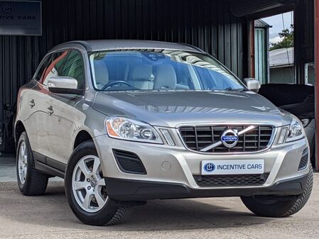 VOLVO XC60 2.4D3 SE AWD 163 AUTOMATIC 4X4. 2 OWNERS. 12 SERVICE STAMPS. CAMBELT REPLACED. EXCELLENT CONDITION.