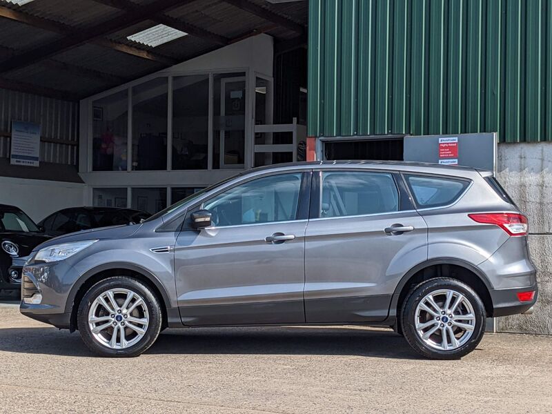 FORD KUGA