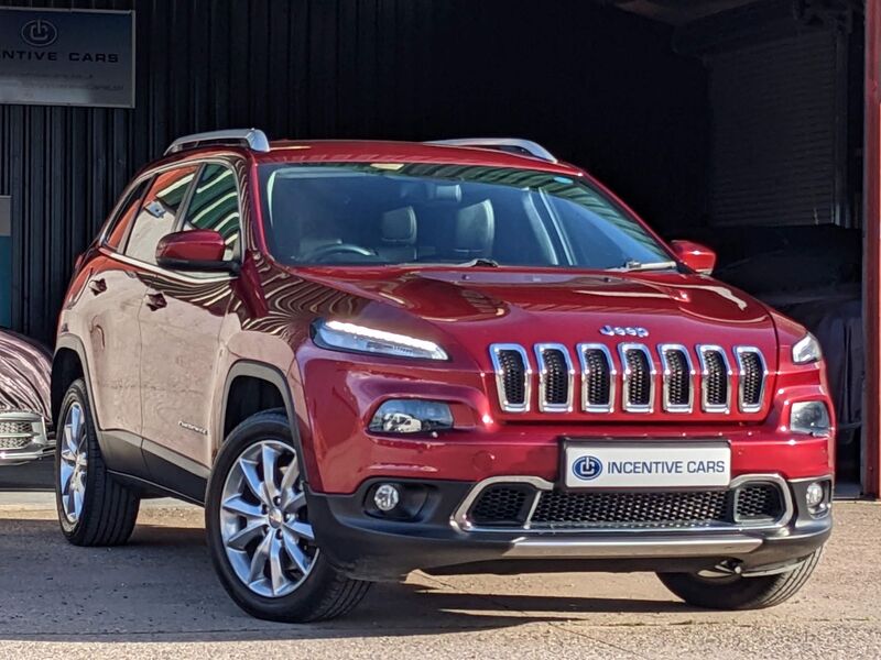 View JEEP CHEROKEE LIMITED 2.0CRD M JET 4X4 AUTOMATIC. SAT NAV. HEATED AND COOLED LEATHER SEATS. REAR CAMERA.