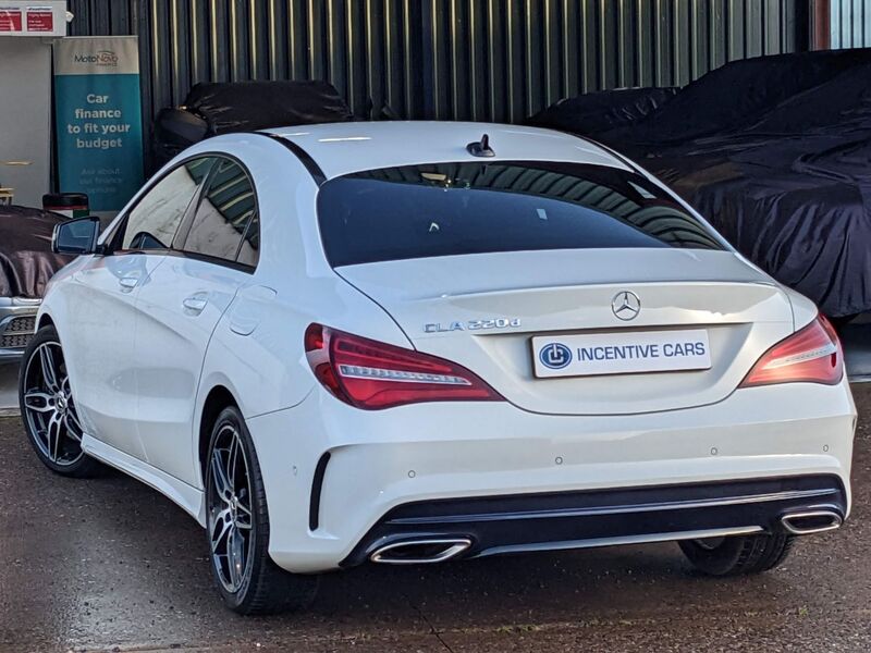 MERCEDES-BENZ CLA