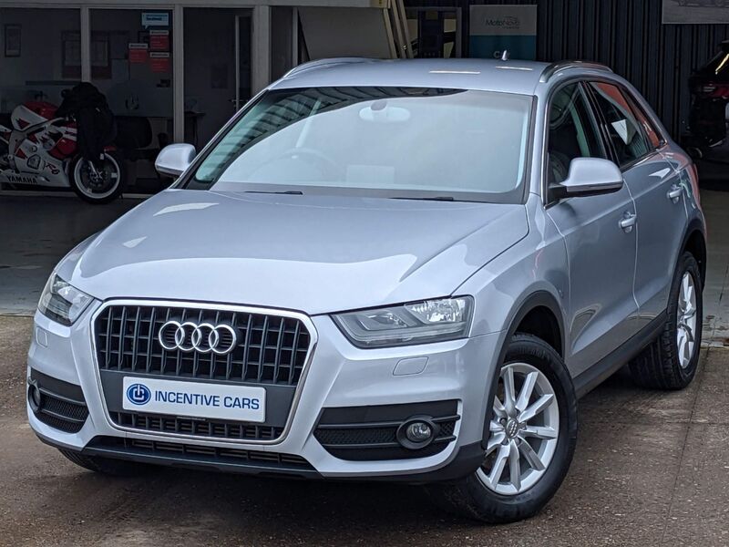 AUDI Q3