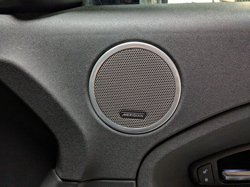 View LAND ROVER RANGE ROVER EVOQUE 2.2 SD4 Pure Tech 4WD Automatic. SAT NAV. HEATED LEATHER. MERIDIAN SOUND. 3 OWNERS.